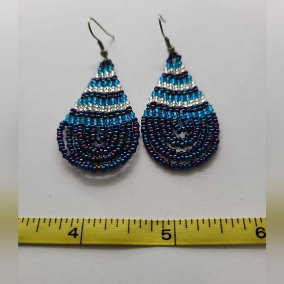 Beaded Earrings 🩷 Stunning Style and Color! New Never Worn. - Picture 3 of 7